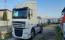 Cabeza tractora DAF XF105 460