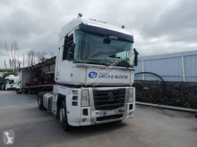 Ciągnik siodłowy Renault Magnum 480 DXI powypadkowy