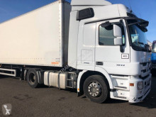 Tracteur Mercedes Actros 1844