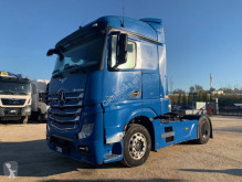 Cabeza tractora Mercedes LS usada