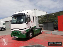 Traktor Renault Trucks T farligt gods/adr begagnad