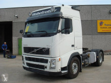 جرار Volvo FH12 مستعمل