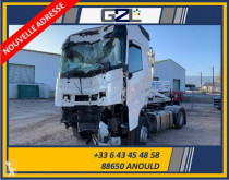 Tracteur Volvo FH 500 accidenté