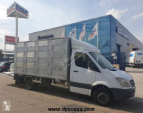 Camión Mercedes Sprinter furgón pared rígida plegable usado