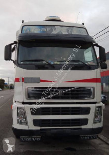 Volvo nyergesvontató FH12 460