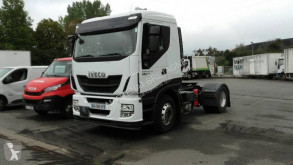 Cabeza tractora Iveco Stralis 440 S 46 productos peligrosos / ADR usada