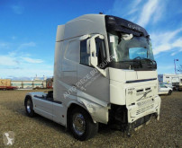 جرار Volvo FH 540 متعرضة لحادث