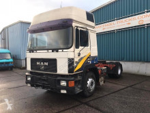 Cabeza tractora MAN 19.422FLT XT COMMANDER (EURO 2 / ZF16 MANUAL GEARBOX / AIRCONDITIONING)