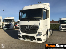 Tahač Mercedes Actros 1843LS