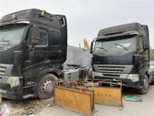 Tracteur Howo ZZ257V3247N1B