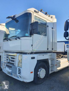 جرار Renault Magnum 460 مستعمل