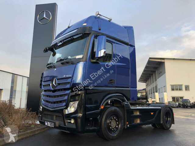 Mercedes Benz Actros 1851