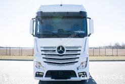 Cabeza tractora Mercedes Actros 1848 usada