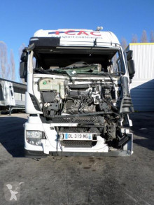 Cabeza tractora Iveco Stralis 440 S 46 accidentada