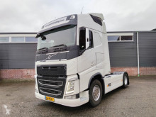 Volvo tractor unit FH 460