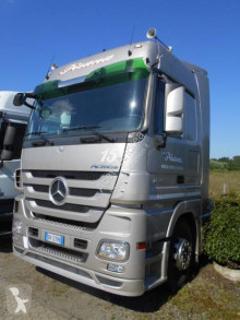 جرار Mercedes Actros 1844 LS