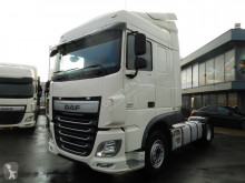 Traktor DAF XF 440 skadad