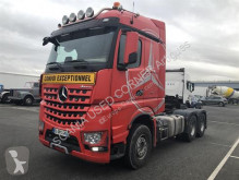 Cabeza tractora Mercedes