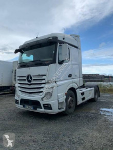Cabeza tractora Mercedes Actros 1843 usada