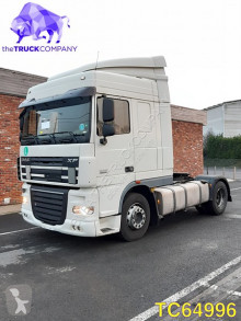 Ciągnik siodłowy DAF XF używany