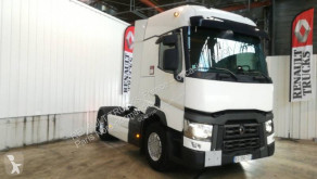 Tahač Renault Gamme T 460 nebezpečné látky / adr použitý