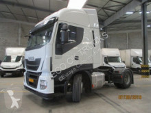 جرار Iveco Stralis AS440S48T/P مستعمل