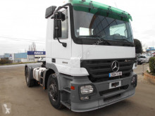جرار Mercedes Actros 2044 مستعمل