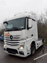 Traktor Mercedes Actros 1848 begagnad