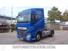 Cabeza tractora DAF XF 440 usada