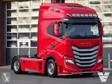جرار Iveco S-Way 570 - Full spec - NEW - - Buffl interior - Lightbar - 3x tank!