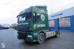 Cabeza tractora DAF XF105 usada