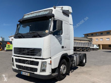 جرار Volvo FH12 460 مستعمل