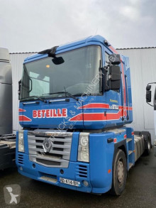 جرار Renault Magnum 460 مستعمل