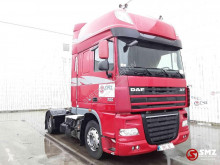 Cabeza tractora DAF XF 460 usada