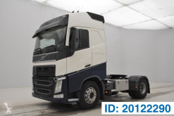 Trekker Volvo FH13 tweedehands gevaarlijke stoffen / vervoer gevaarlijke stoffen