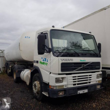 Cabeza tractora Volvo FM10 320