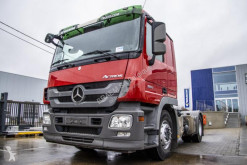 Cabeza tractora Mercedes Actros 1841 usada