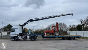 Cabeza tractora convoy excepcional Mercedes Actros 1835