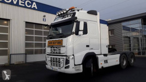 Tracteur convoi exceptionnel Volvo FH16 700