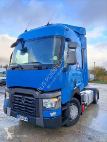 جرار Renault Gamme T 460