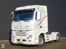 Cabeza tractora Mercedes Actros usada