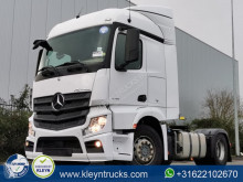Cabeza tractora Mercedes Actros 1845 usada