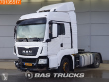 جرار MAN TGS 18.440 متعرضة لحادث