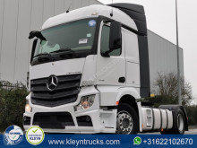 Ciągnik siodłowy Mercedes Actros 1845 używany