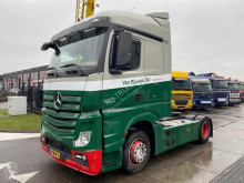 Cabeza tractora Mercedes Actros 1840 usada