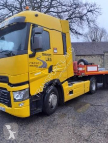 Tahač Renault