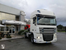 Cabeza tractora DAF XF 460 usada