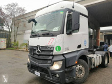 Trattore Mercedes Actros 1845 usato