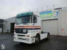 Cabeza tractora Mercedes Actros 1843 usada