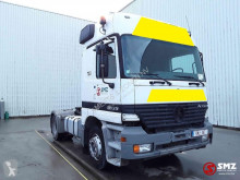 Ciągnik siodłowy Mercedes Actros 1835 używany